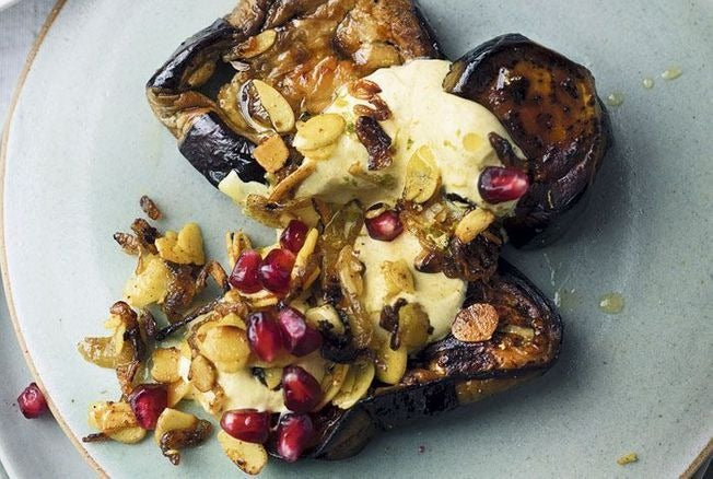 RECETTE / Aubergines rôties sauce yaourt et curry